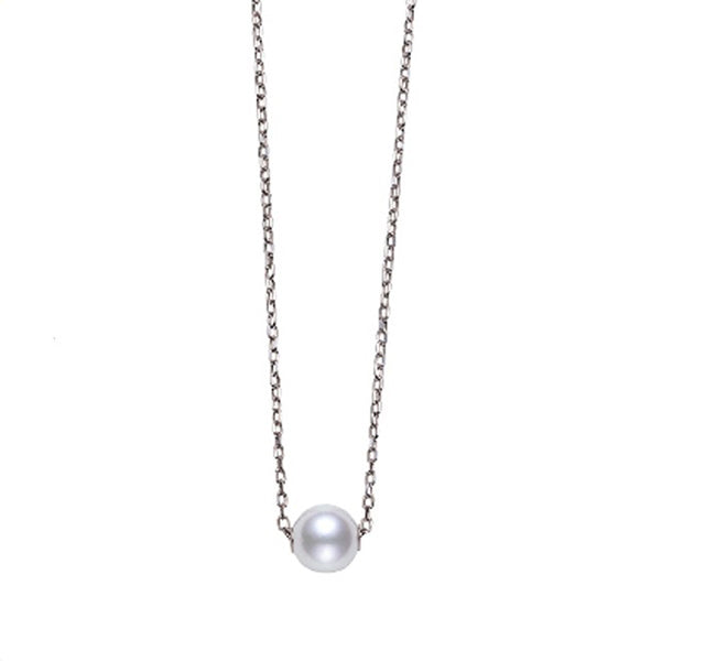 Akoya Cultured Pearl Pendant in White Gold