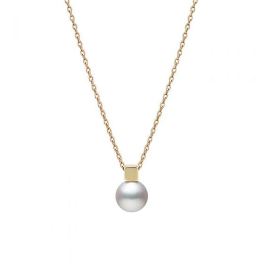 Single Pearl Necklace in Yellow Gold