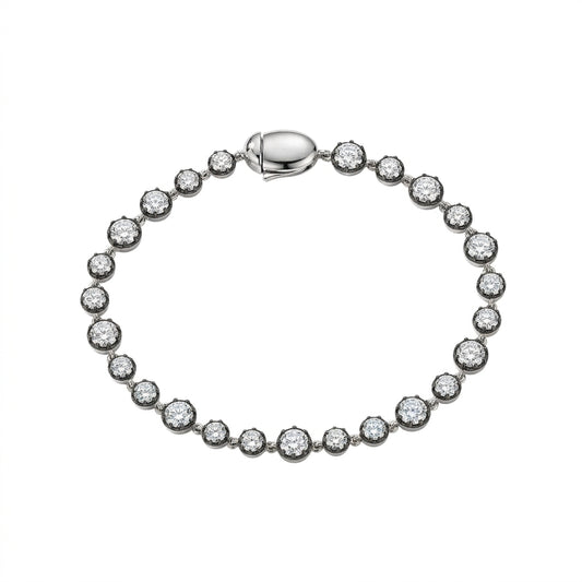 Link Bracelet with Alternating Large and Small Diamonds