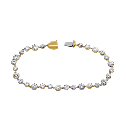 Link Bracelet with Alternating Large and Small Diamonds