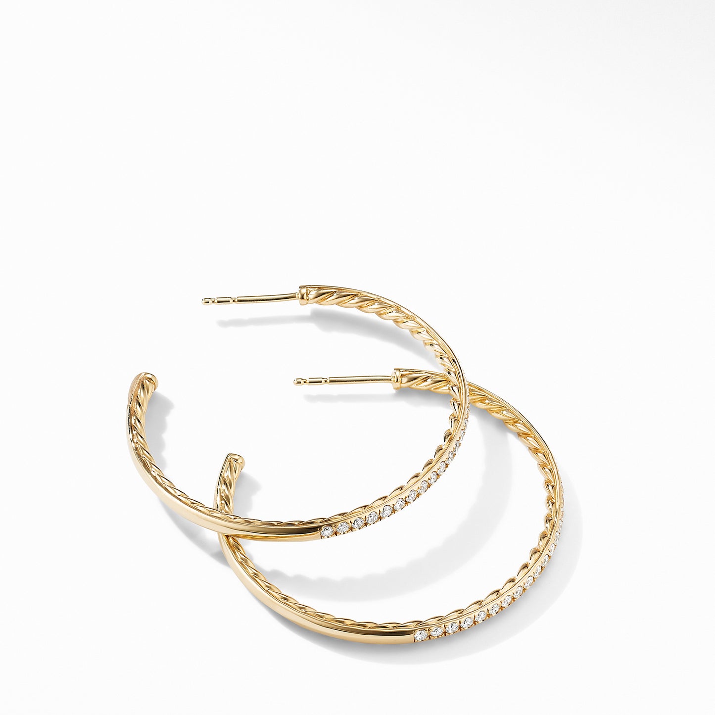 Medium Hoop Earrings in 18K Yellow Gold with Pavé Diamonds