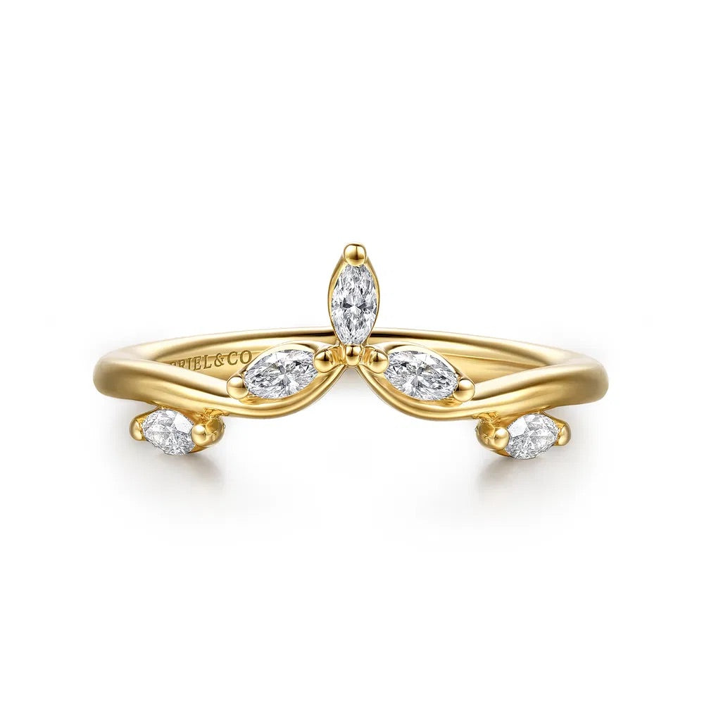 Jaeley V-Shaped Band with Marquise Diamonds