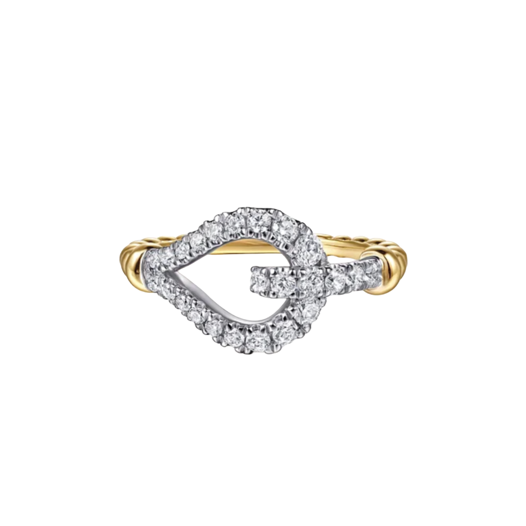 Horseshoe Link Diamond Ring