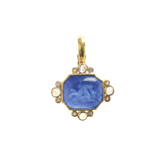 Hypocanthus and Goddess Pendant