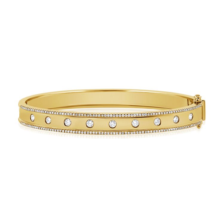 Hinged Bangle Inlaid with Diamonds in Yellow Gold
