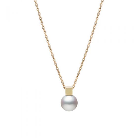 Single Pearl Necklace in Yellow Gold